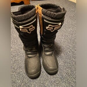 Motocross boots youth size 4